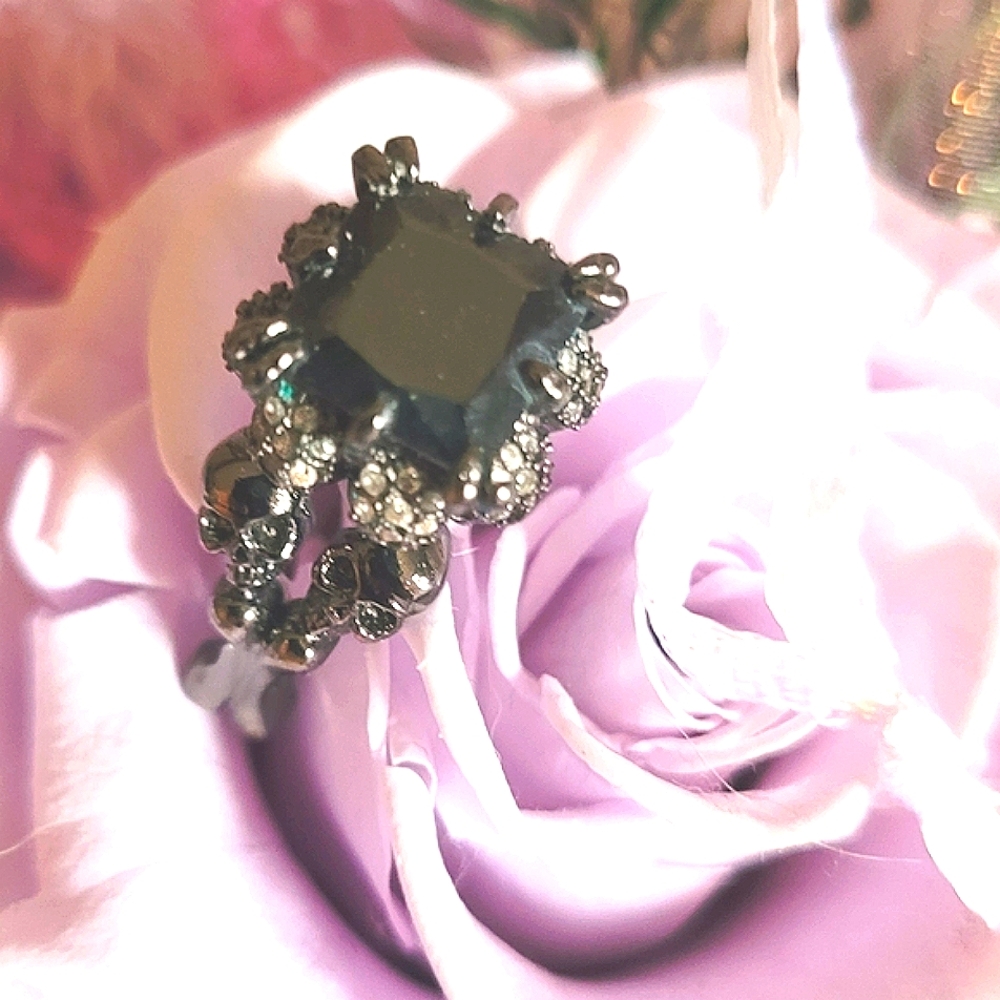 Skull halo ring Black and Silver Women's Ring